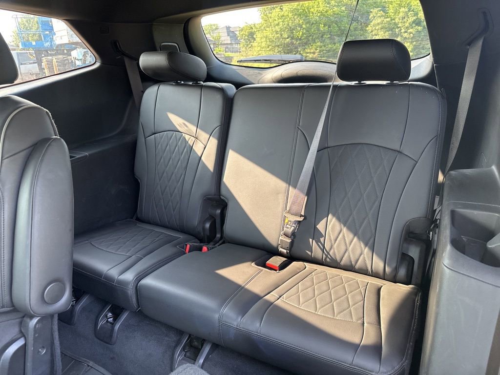 Used 2022 Buick Enclave Avenir w/ Avenir Technology Package image 36