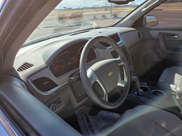 Used 2015 Chevrolet Traverse LT AWD/4WD image 12