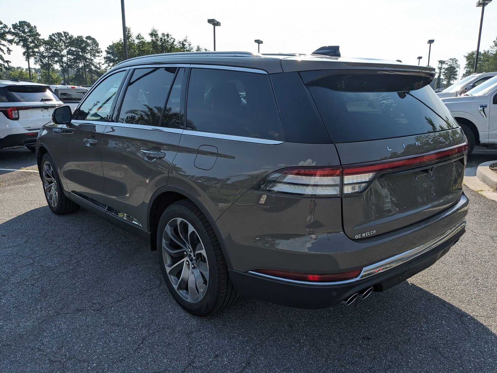 New 2025 Lincoln Aviator 2WD w/ Equipment Group 101A image 8