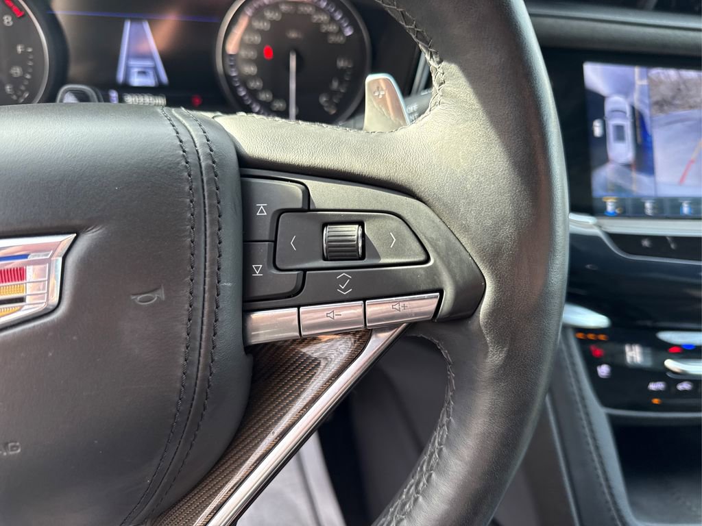 Used 2023 Cadillac XT6 Sport w/ Platinum Package image 29