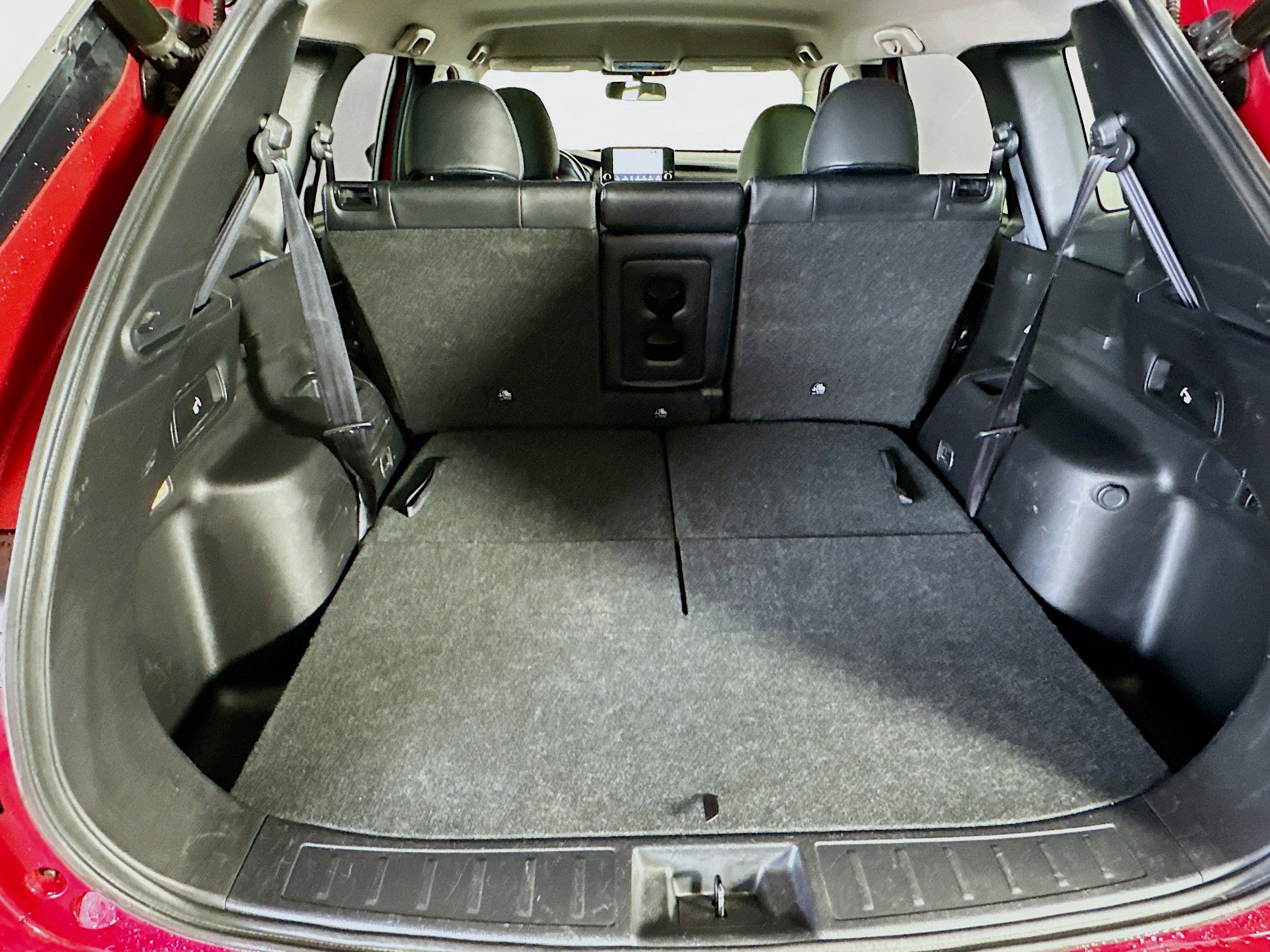 Used 2024 Mitsubishi Outlander SE image 28