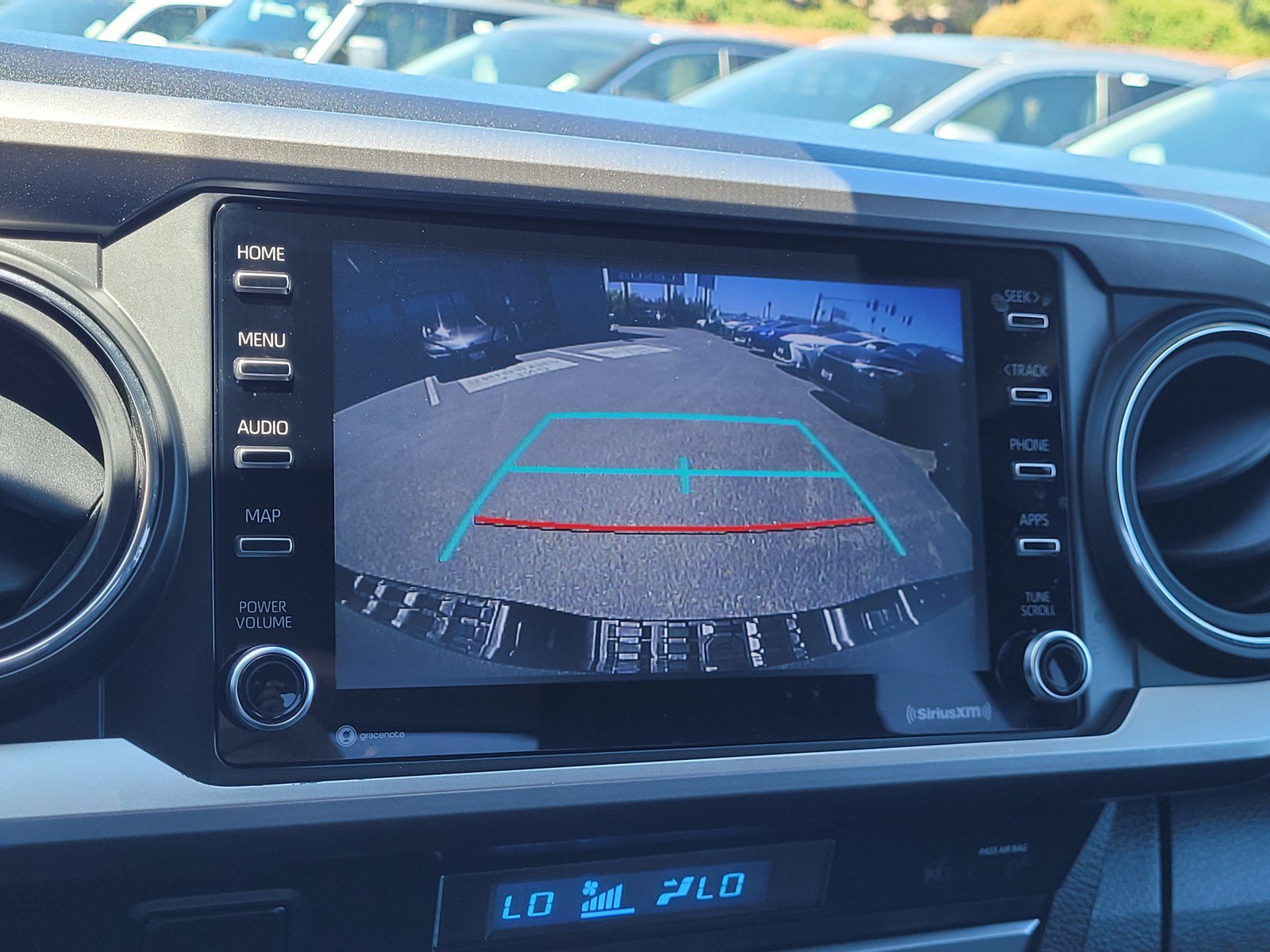 Used 2022 Toyota Tacoma SR5 AWD/4WD image 14