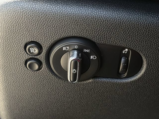 Used 2023 MINI Cooper S FWD image 23