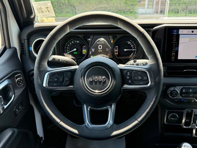 Used 2024 Jeep Wrangler High Altitude AWD/4WD image 45