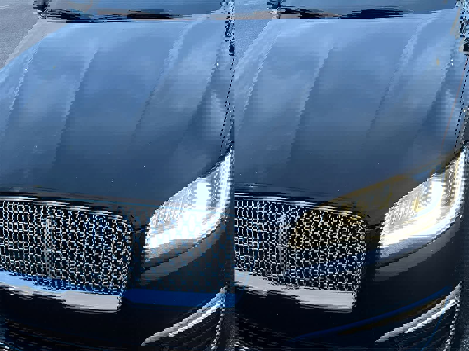 Used 2018 Lincoln MKZ Reserve w/ Climate Package image 11