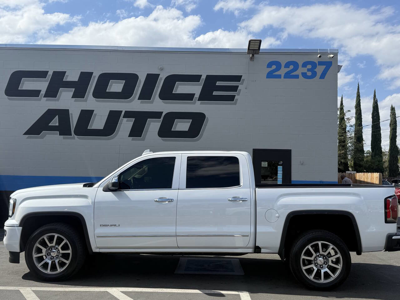 Used 2018 GMC Sierra 1500 Denali image 28