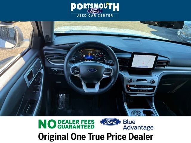 Used 2022 Ford Explorer XLT w/ Equipment Group 202A image 8