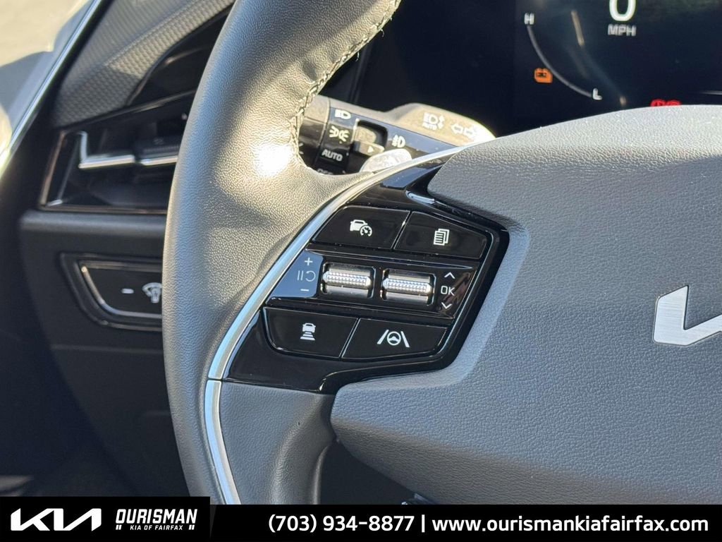 Used 2023 Kia Niro Wave w/ Wave Preserve Package image 17