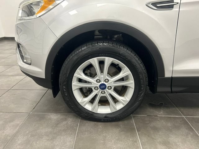 Used 2017 Ford Escape SE AWD/4WD image 28