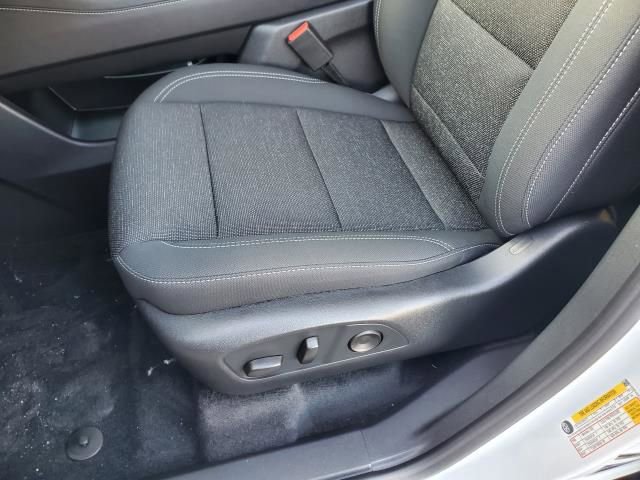 New 2026 Chevrolet Traverse LT w/ Driver Confidence Package image 15