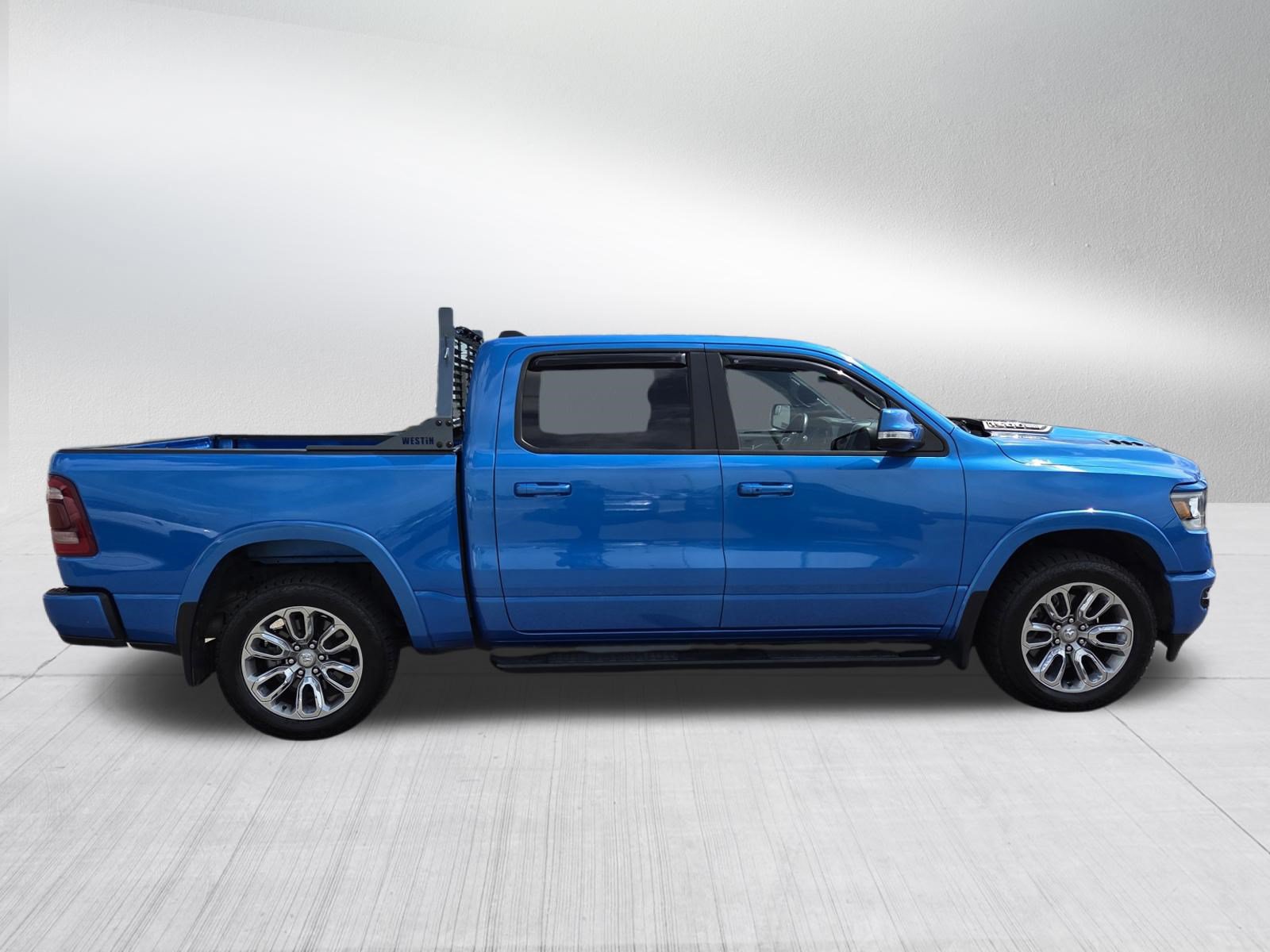 Used 2021 RAM 1500 Laramie w/ Sport Appearance Package AWD/4WD image 8