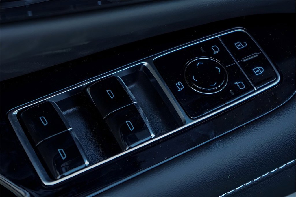 New 2026 Cadillac Optiq Sport 2 image 12