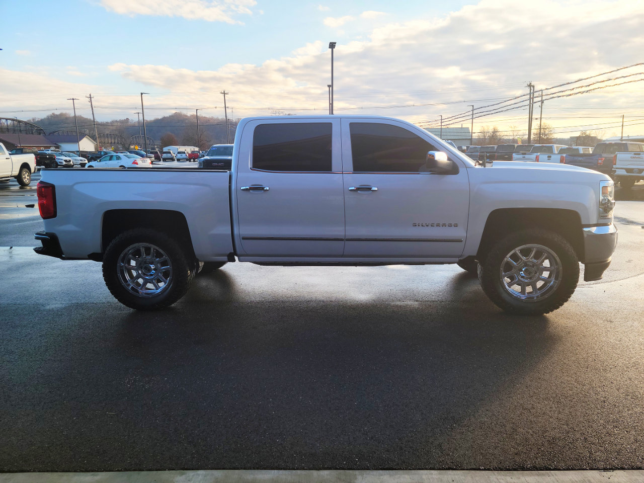 Used 2016 Chevrolet Silverado 1500 LTZ w/ LTZ Plus Package image 25