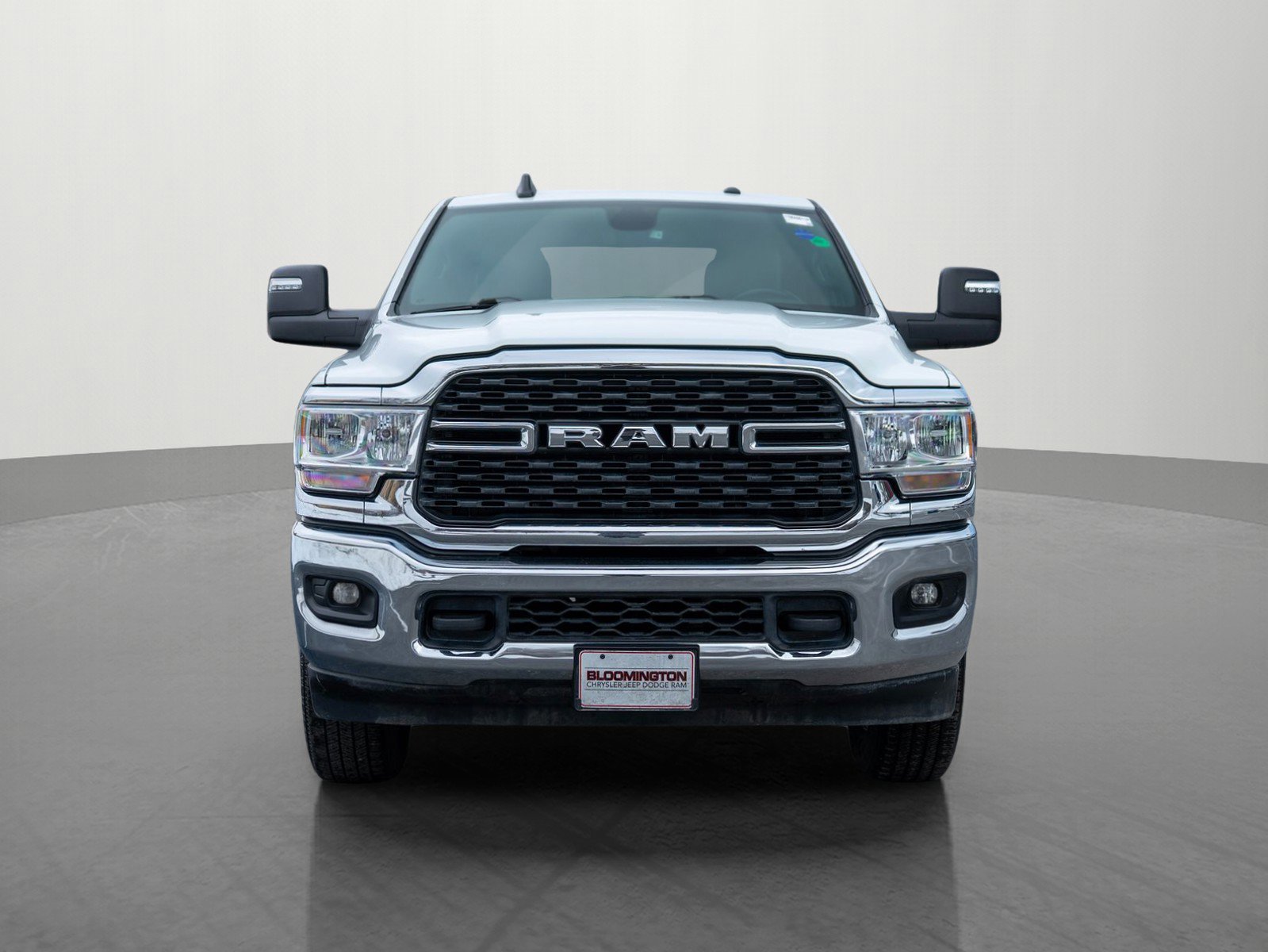 Used 2024 RAM 2500 Big Horn AWD/4WD image 2