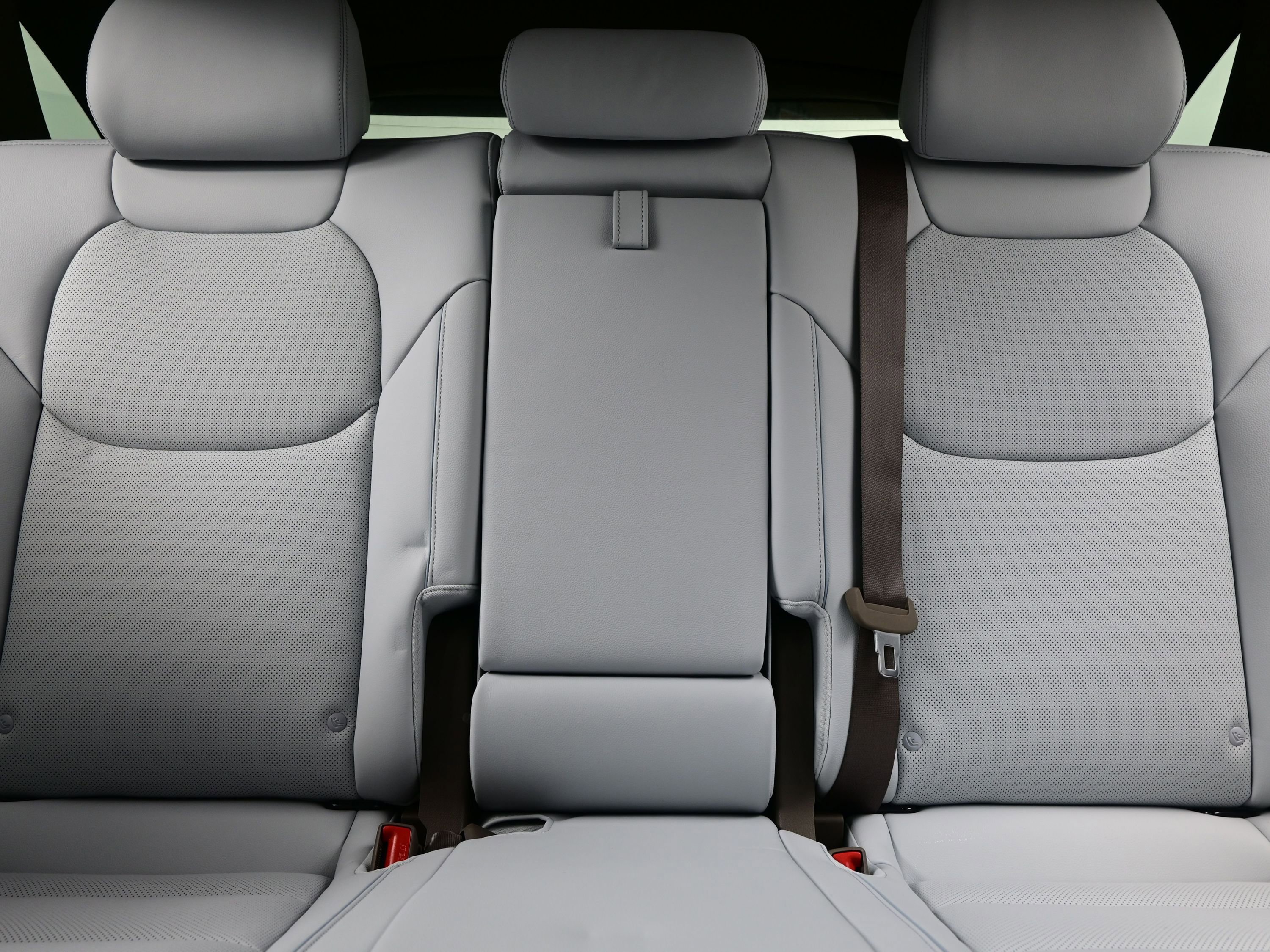 New 2026 Genesis GV70 2.5T Advanced image 10