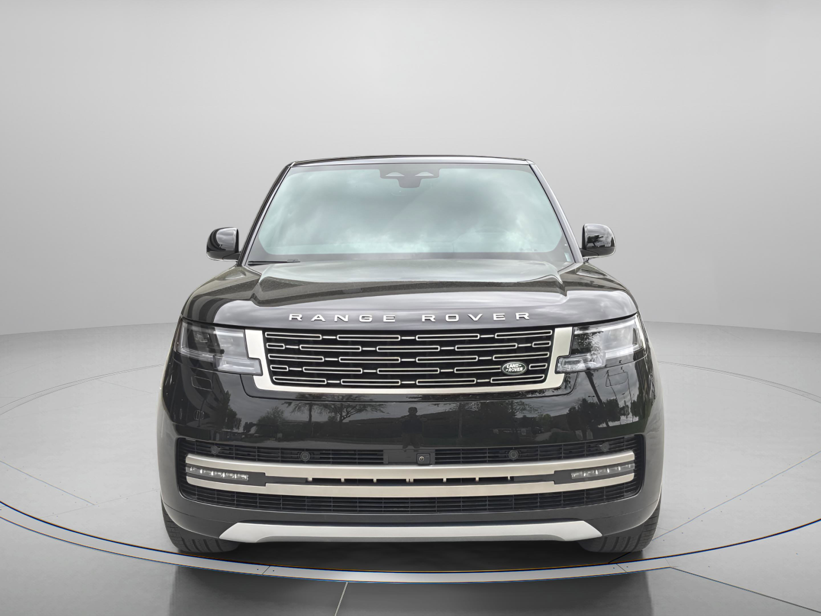 New 2025 Land Rover Range Rover SE image 7