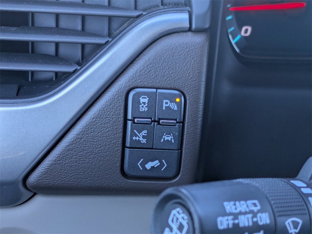 Used 2018 Chevrolet Tahoe Premier image 30