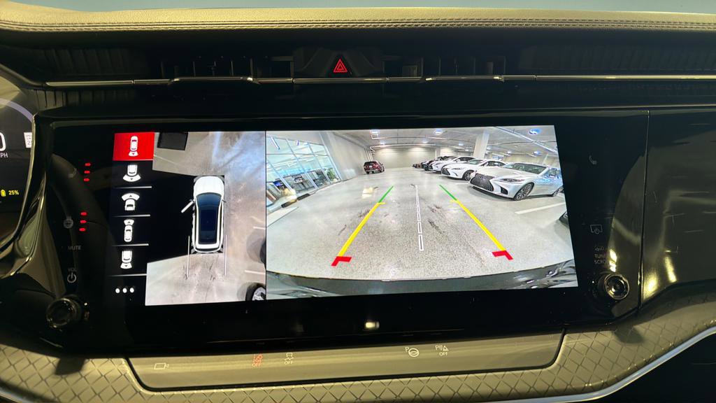 Used 2025 Jeep Wagoneer S Limited image 29