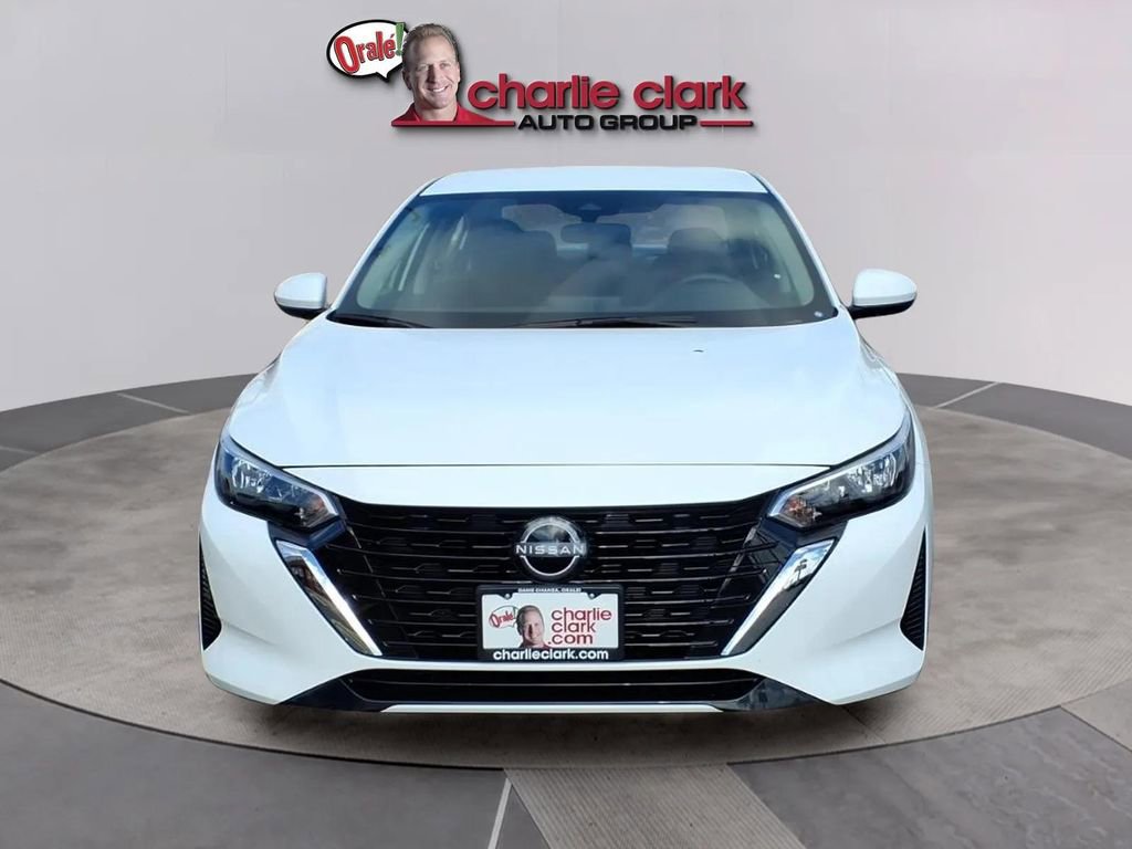 Used 2025 Nissan Sentra S image 8