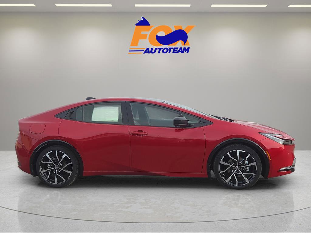 New 2026 Toyota Prius Plug-In Hybrid image 5