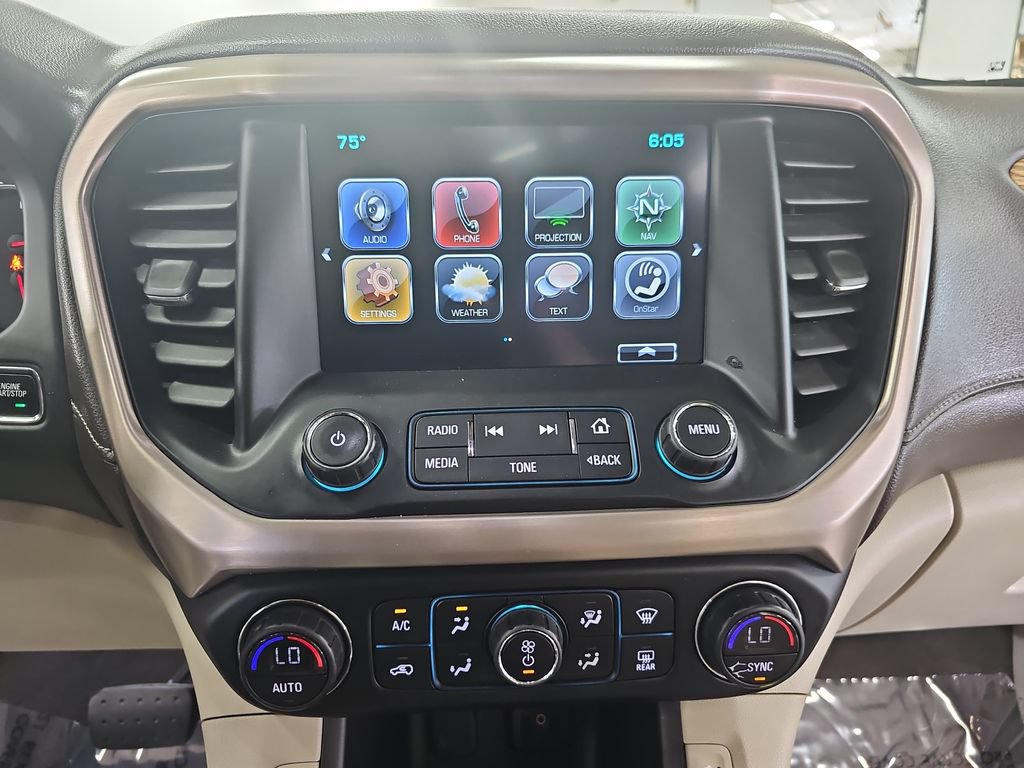 Used 2019 GMC Acadia Denali w/ Technology Package AWD/4WD image 21