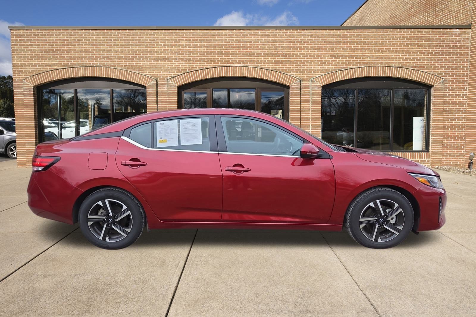 Used 2024 Nissan Sentra SV image 2