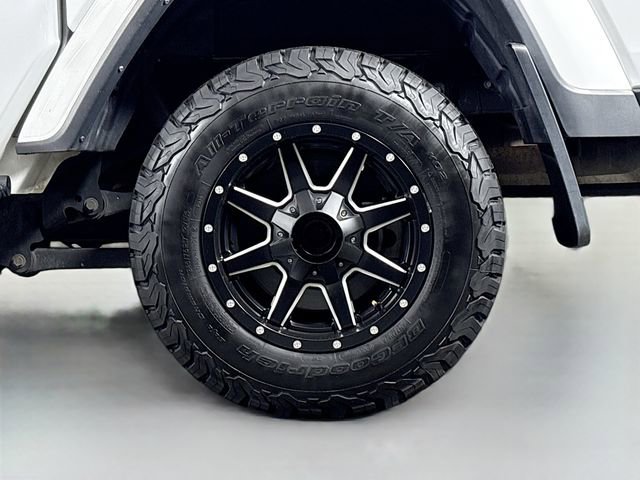 Used 2022 Jeep Gladiator Sport image 32