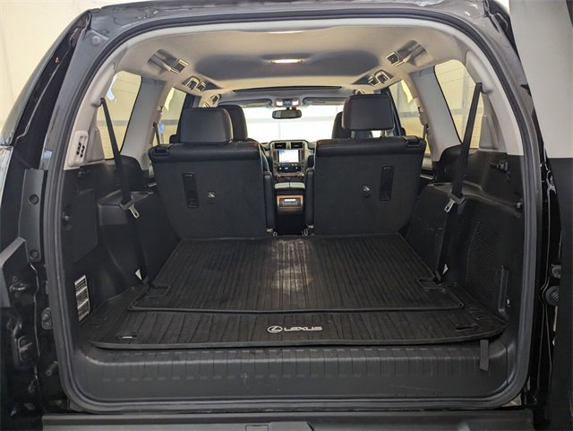 Used 2017 Lexus GX 460 Luxury image 13