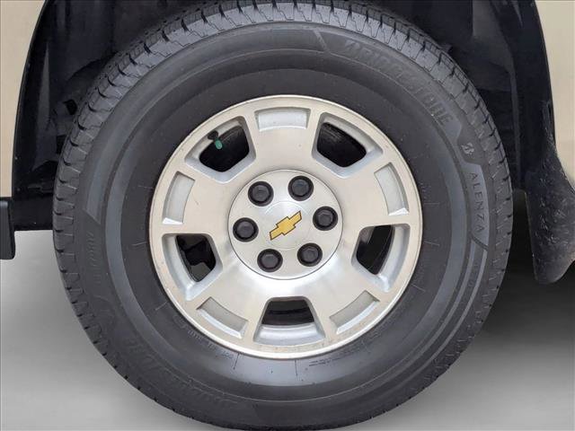 Used 2008 Chevrolet Suburban LT image 24