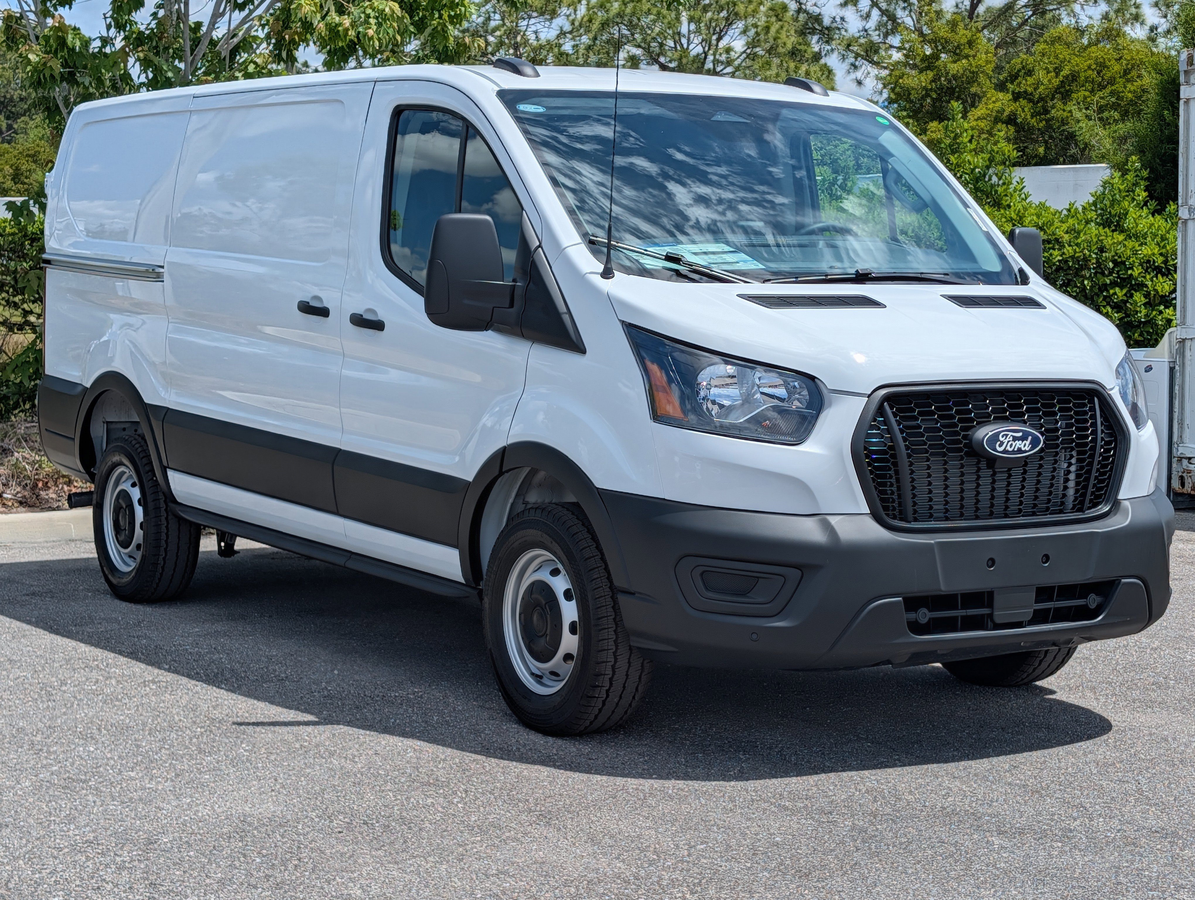 New 2026 Ford Transit 250 Low Roof RWD image 3