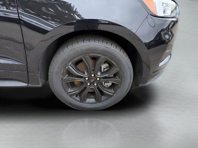 Certified 2022 Ford Edge SE w/ Black Appearance Package AWD/4WD image 26