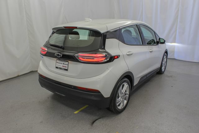 Used 2023 Chevrolet Bolt LT w/ Driver Confidence Package FWD image 13