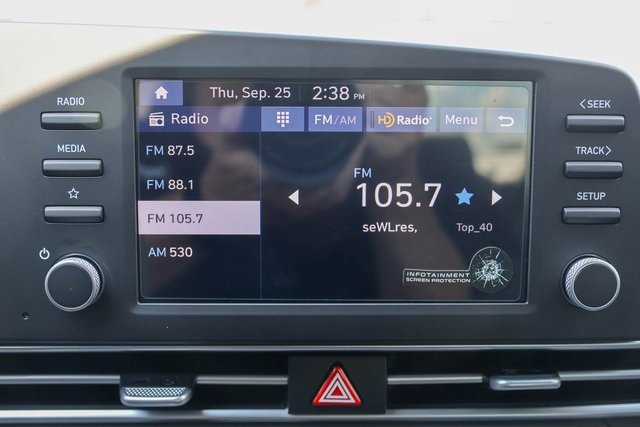 New 2025 Hyundai Elantra Blue image 19