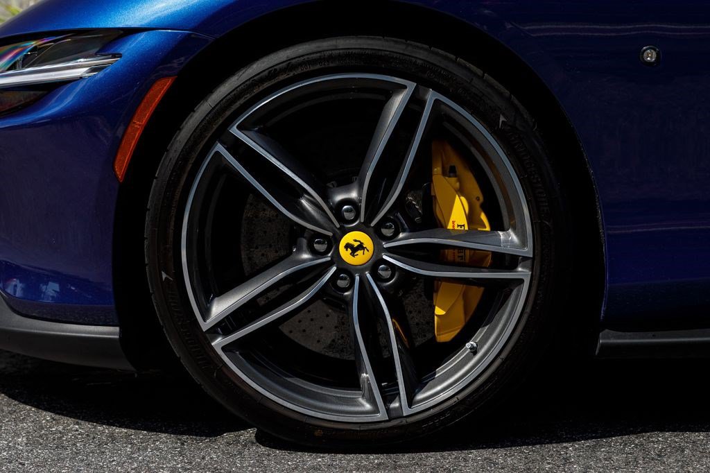Used 2023 Ferrari Roma RWD image 37