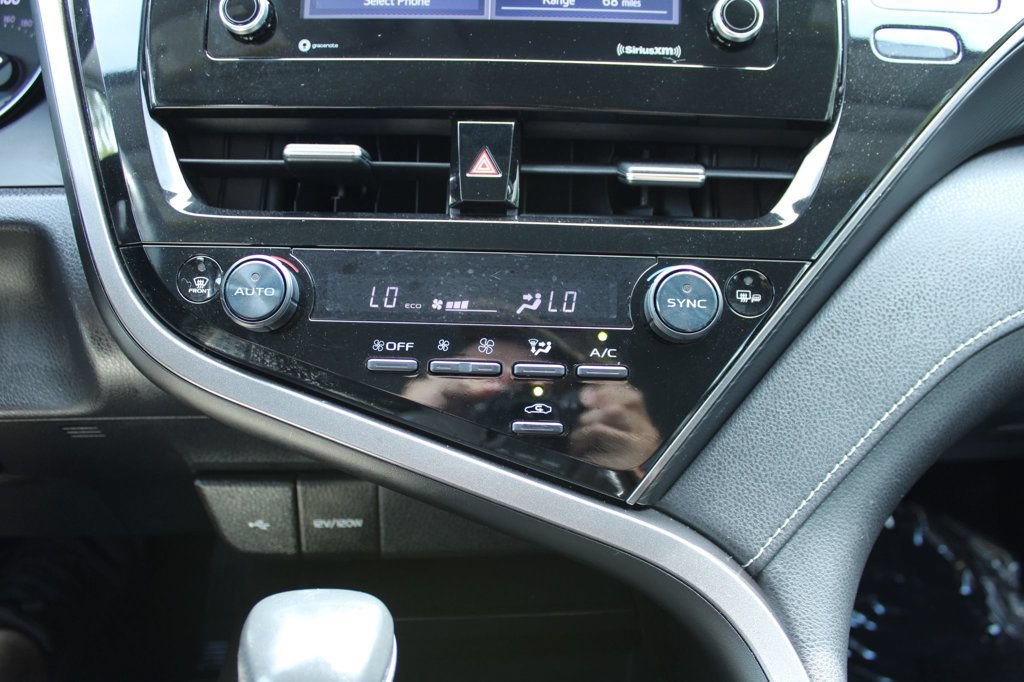 Used 2023 Toyota Camry SE FWD image 19