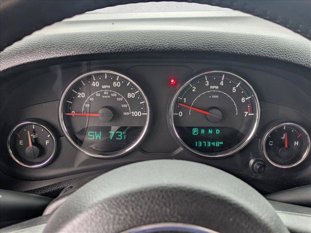 Used 2017 Jeep Wrangler Sport w/ Connectivity Group AWD/4WD image 11