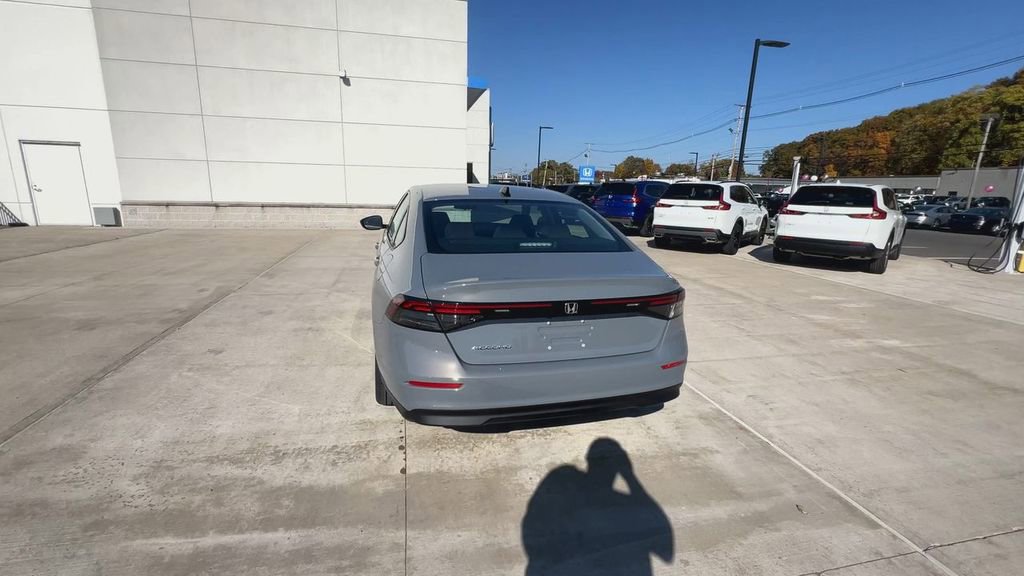 New 2025 Honda Accord SE image 8