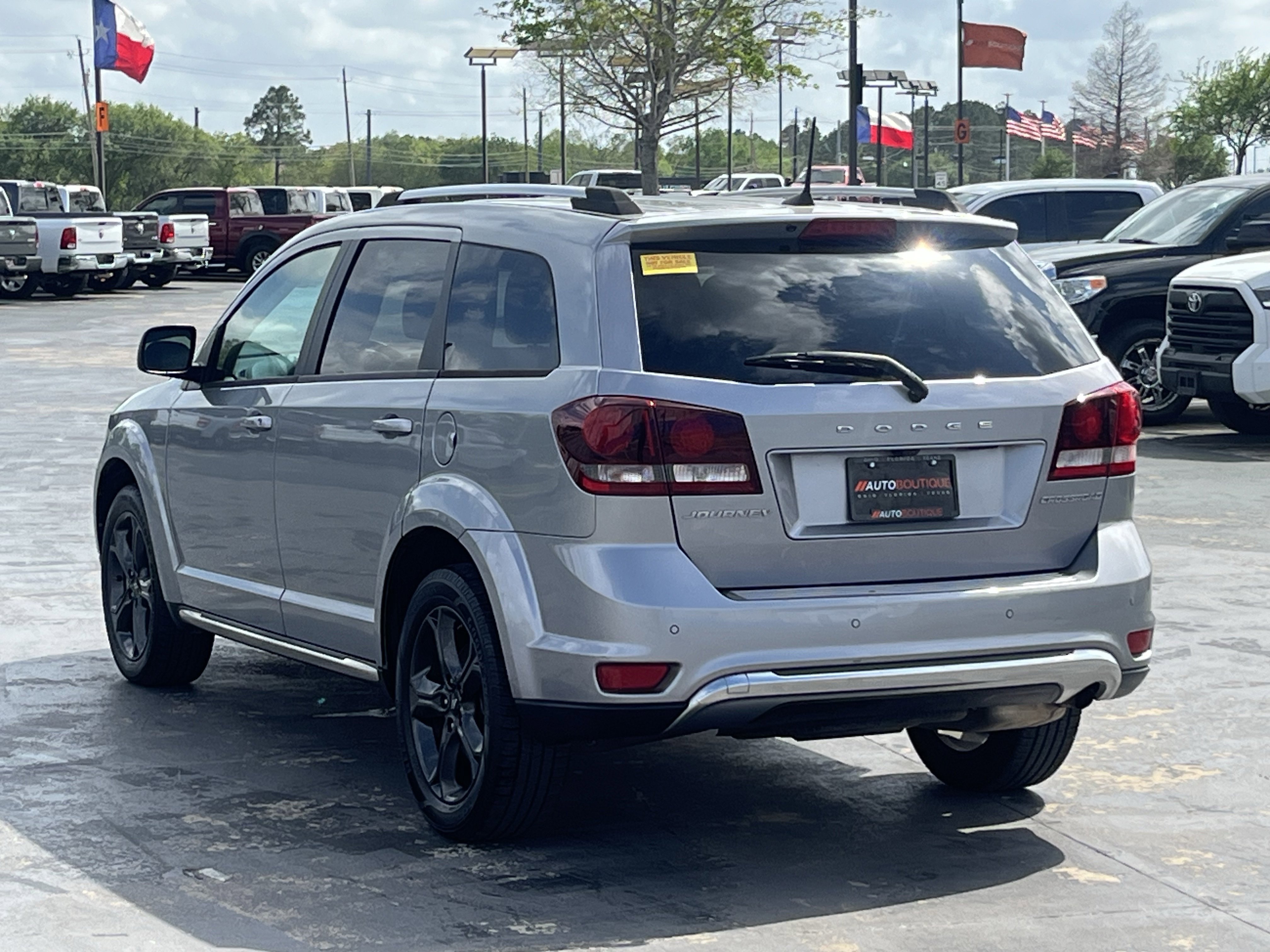 Used 2020 Dodge Journey Crossroad w/ Popular Equipment Group image 10