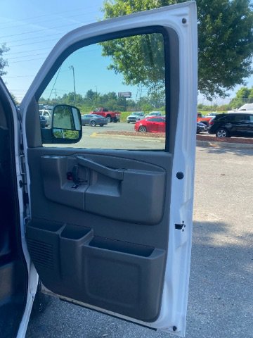 Used 2021 GMC Savana 2500 image 19