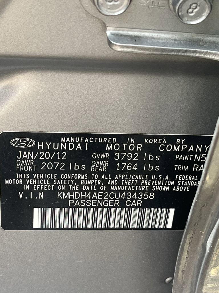 Used 2012 Hyundai Elantra GLS w/ Preferred Pkg 3 FWD image 8