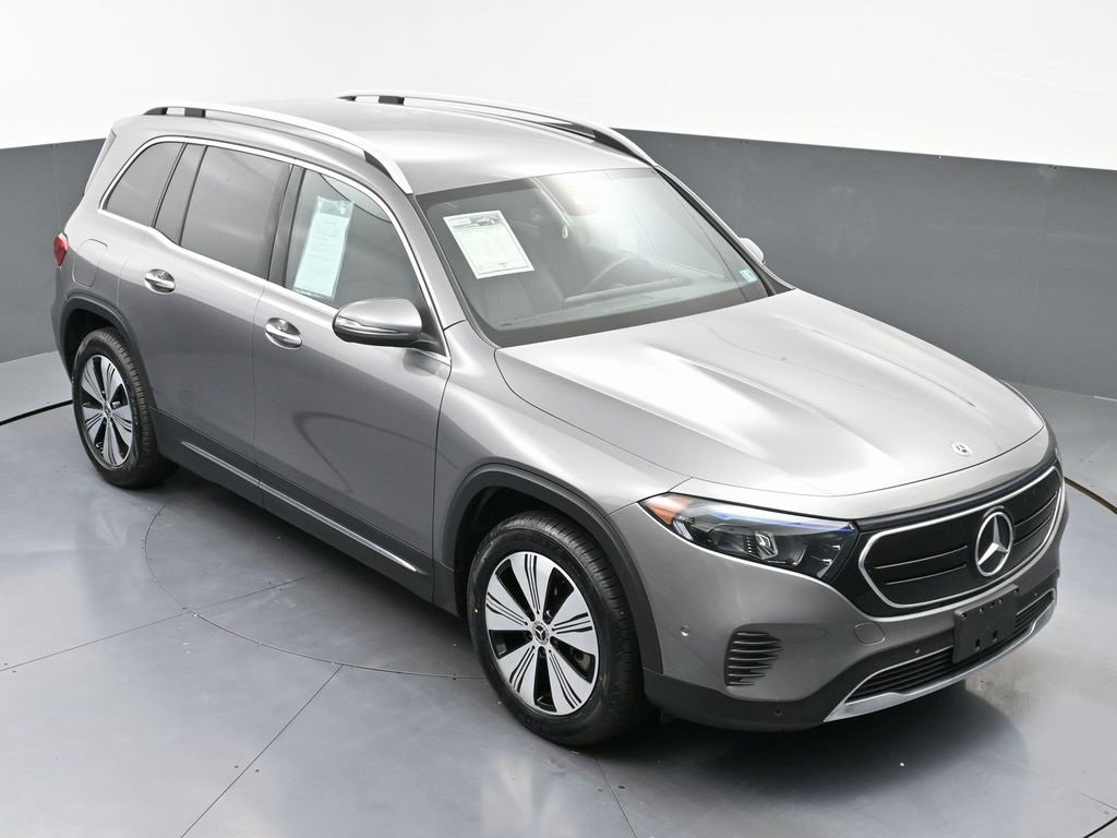 Used 2023 Mercedes-Benz EQB 250+ w/ Exclusive Package image 45
