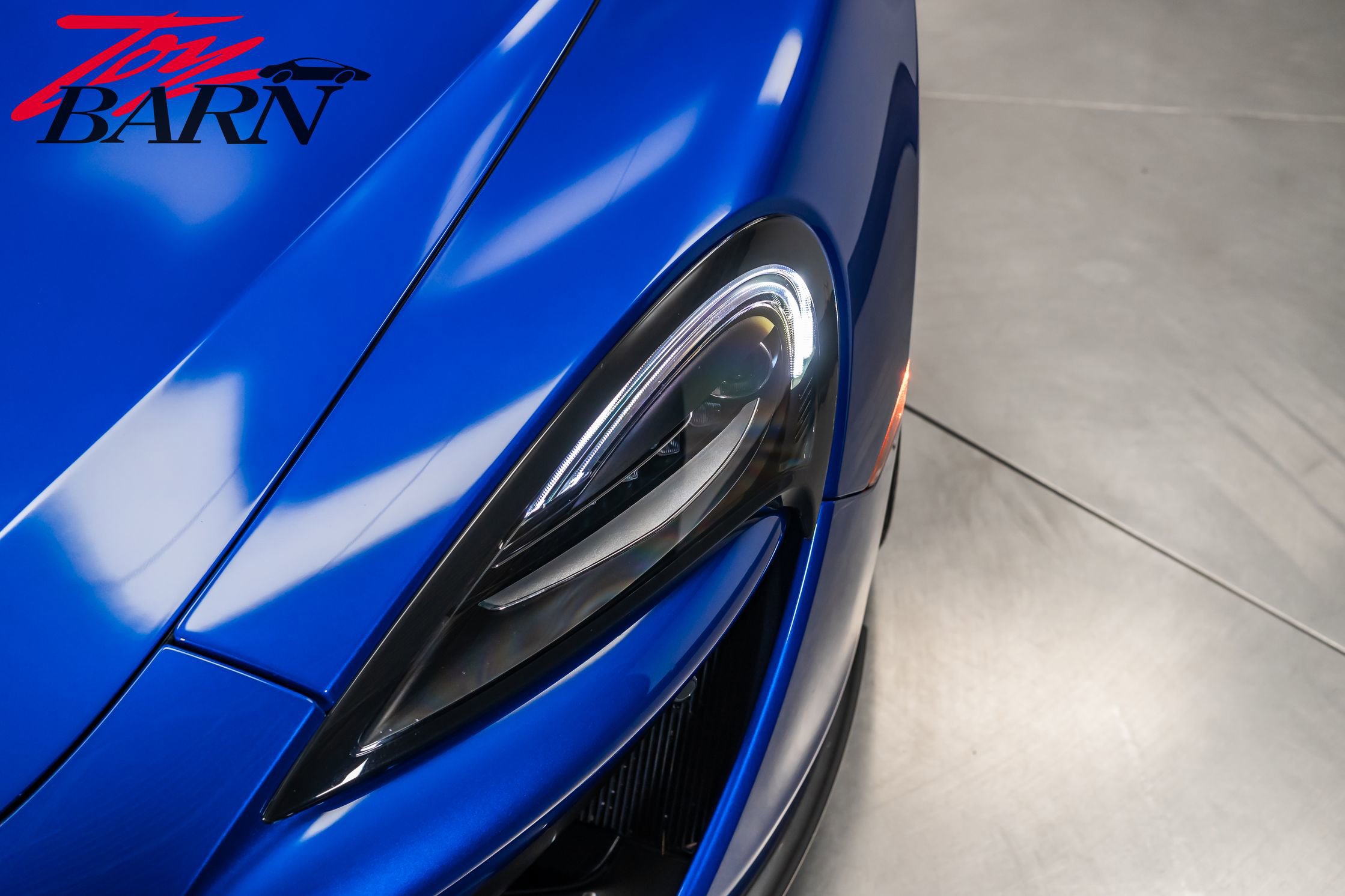 Used 2019 McLaren 570S Spider image 19