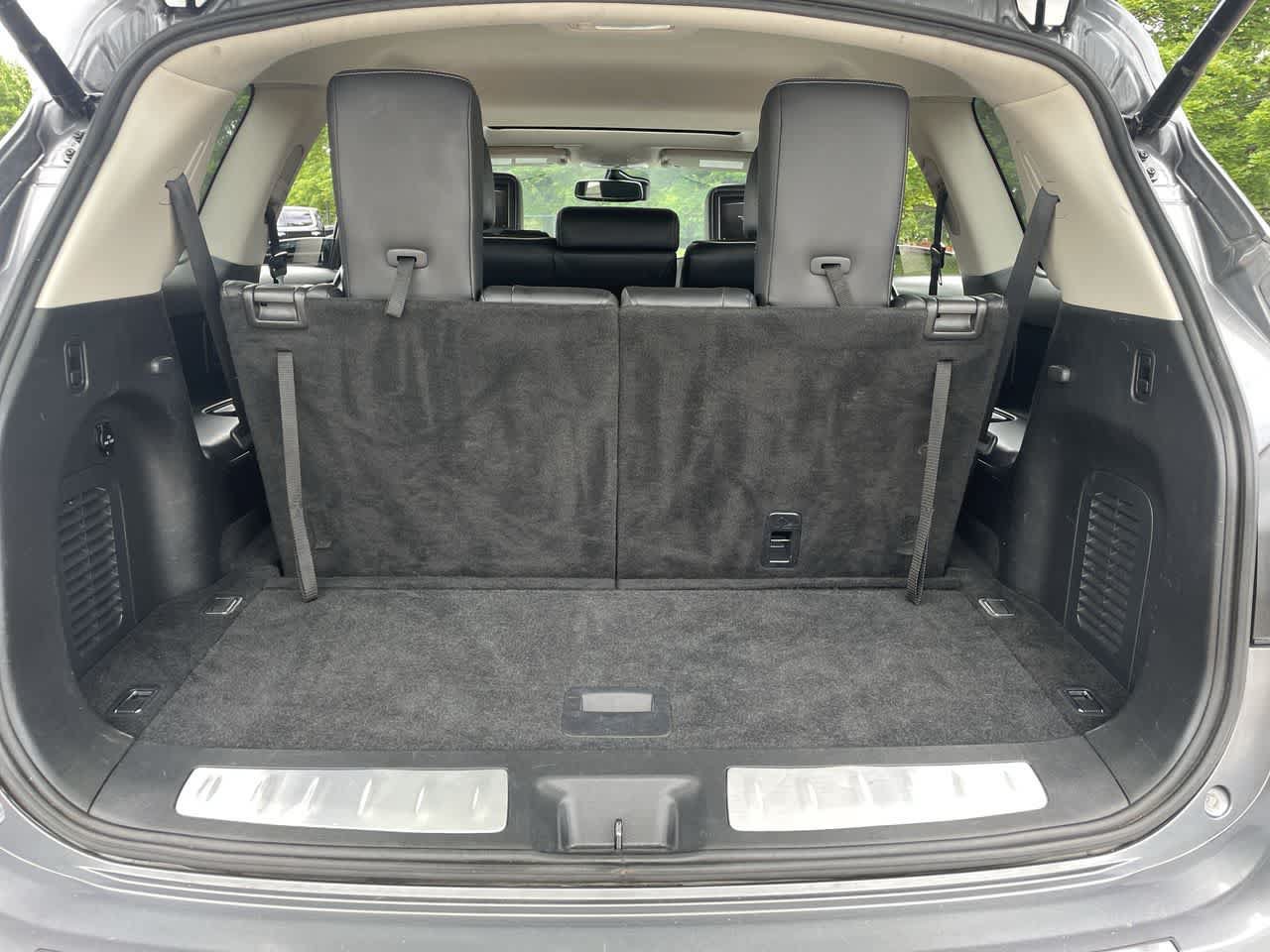 Used 2019 INFINITI QX60 Luxe w/ Essential Package AWD/4WD image 17