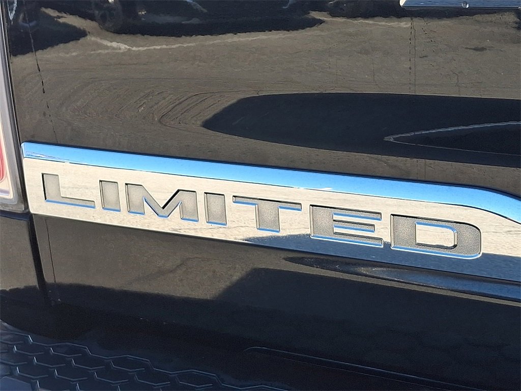 Used 2015 RAM 1500 Limited image 31