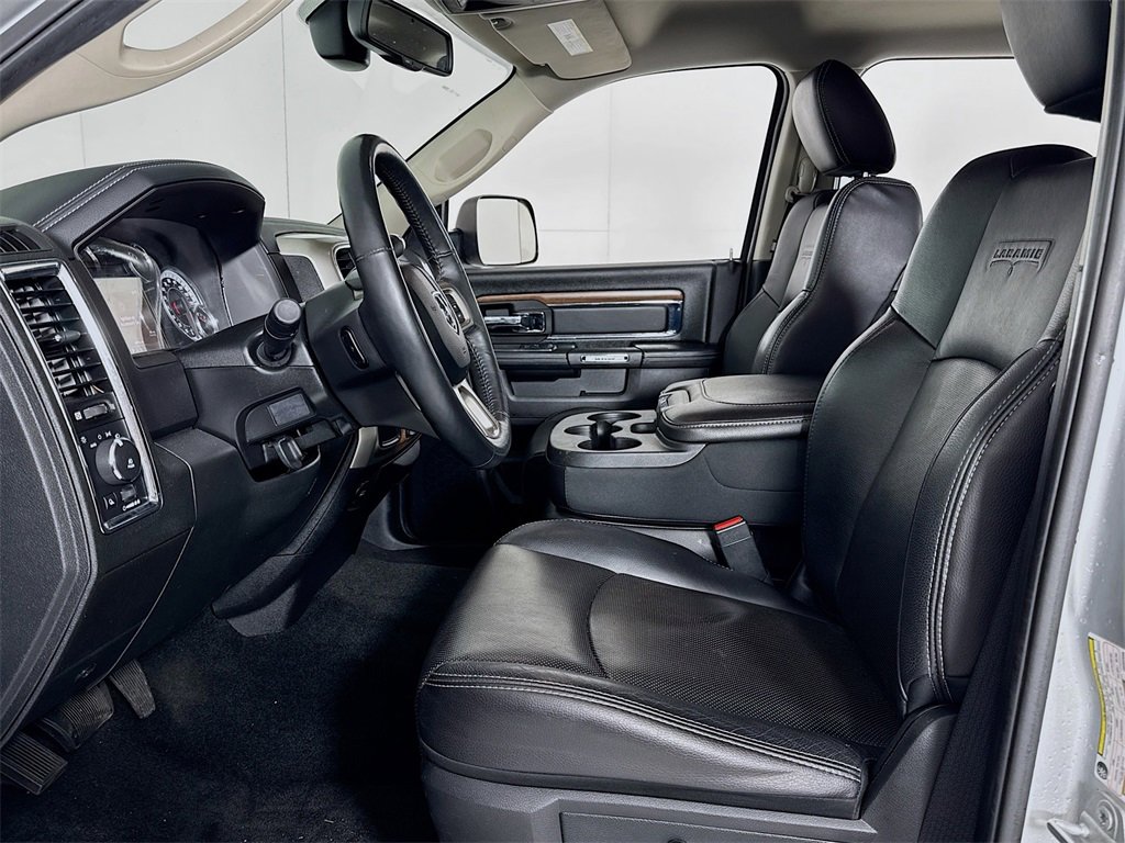 Used 2016 RAM 3500 Laramie w/ Sport Appearance Group image 9