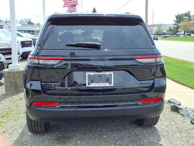 Used 2023 Jeep Grand Cherokee Limited w/ Black Appearance Package image 5
