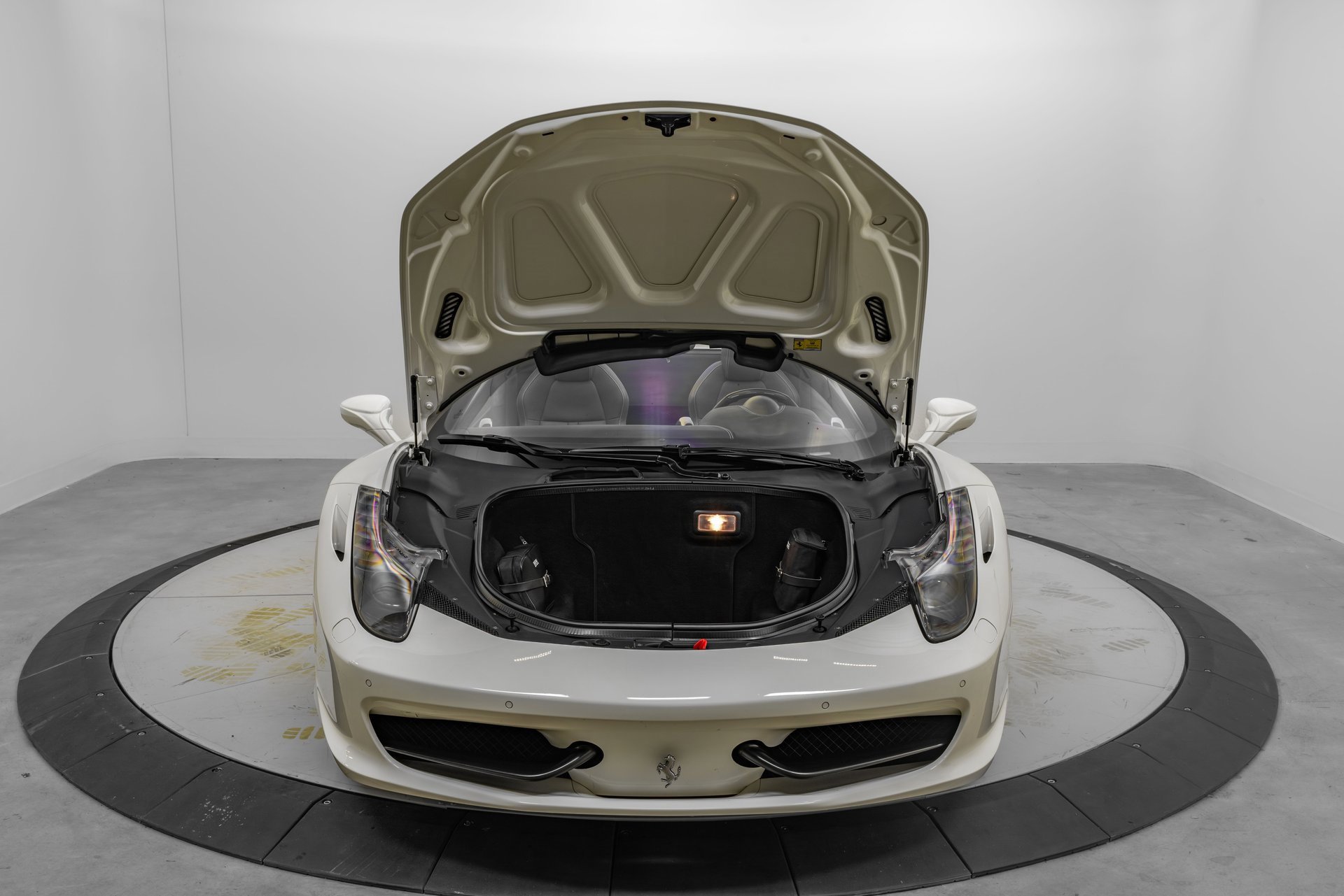 Certified 2014 Ferrari 458 Spider image 21