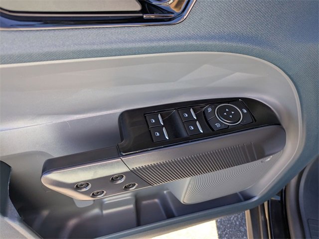 Used 2023 Ford Maverick XL image 13
