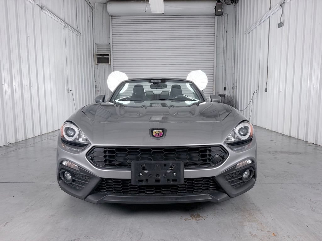 Used 2017 FIAT 124 Spider Abarth RWD image 9
