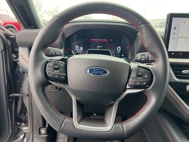 Used 2025 Ford Explorer ST-Line image 13